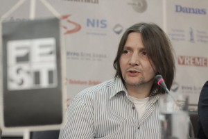 Mirko Abrlić, scenarista na filmu "Unutra"