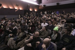 Aplauz publike nakon projekcije filma "Predsednik"